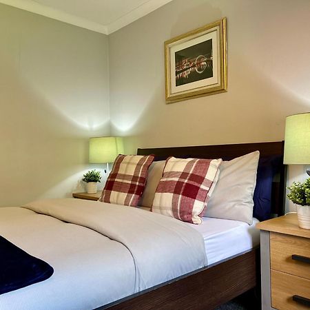 Spacious 2 Bed-Flat In Glasgow City - Free Parking 외부 사진