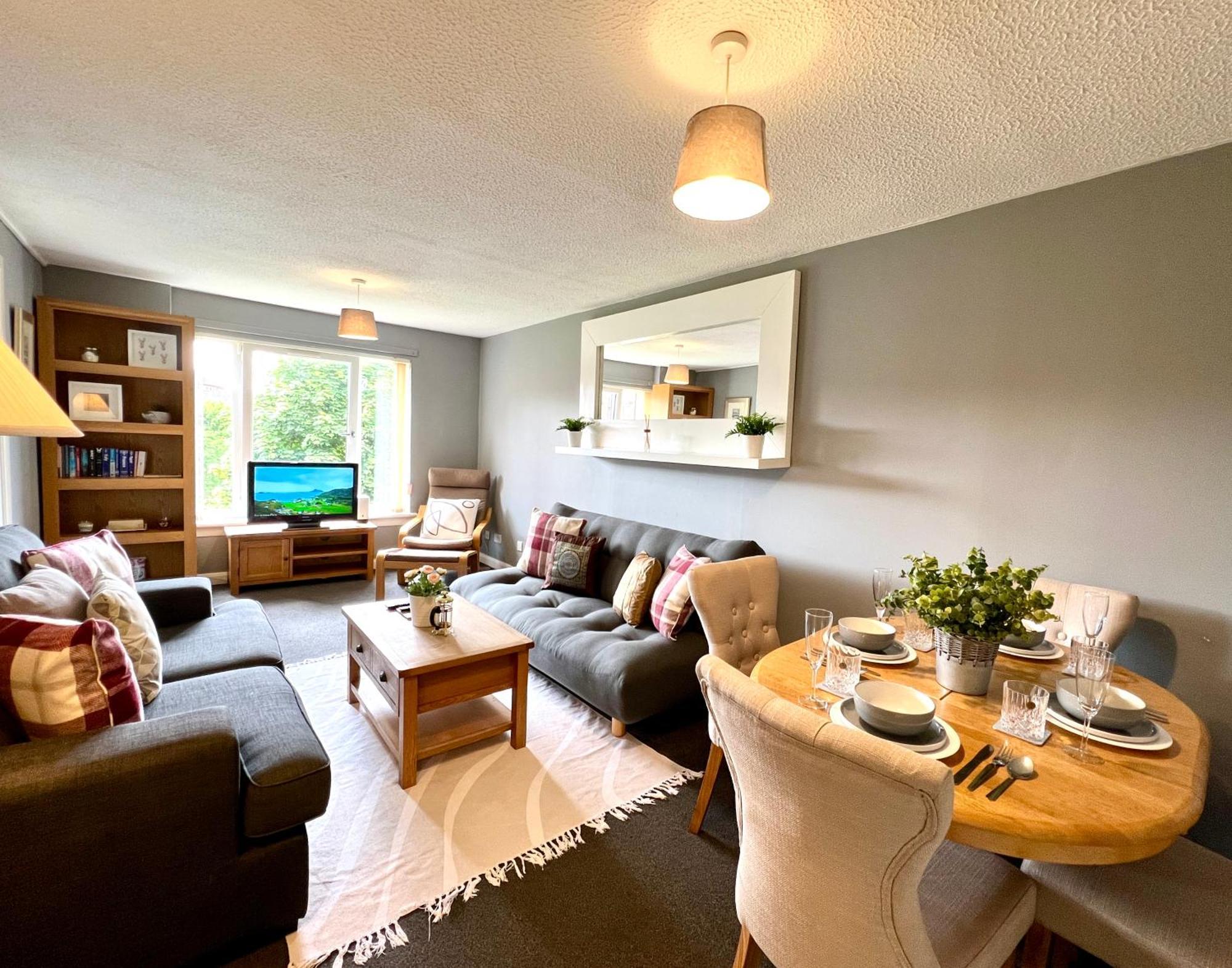 Spacious 2 Bed-Flat In Glasgow City - Free Parking 외부 사진
