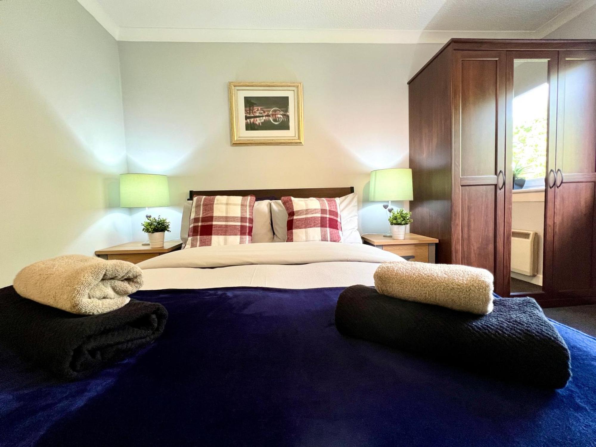 Spacious 2 Bed-Flat In Glasgow City - Free Parking 외부 사진