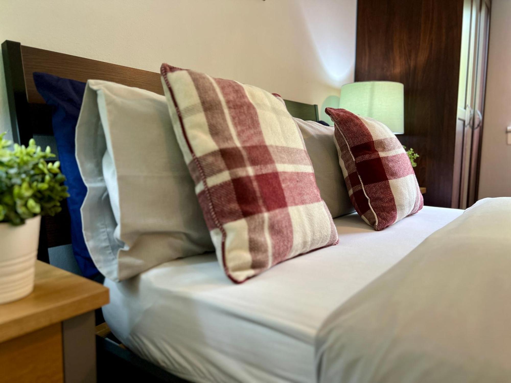 Spacious 2 Bed-Flat In Glasgow City - Free Parking 외부 사진